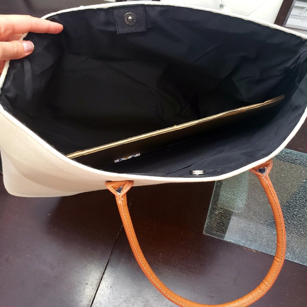 Tote - Picture 3 of 3